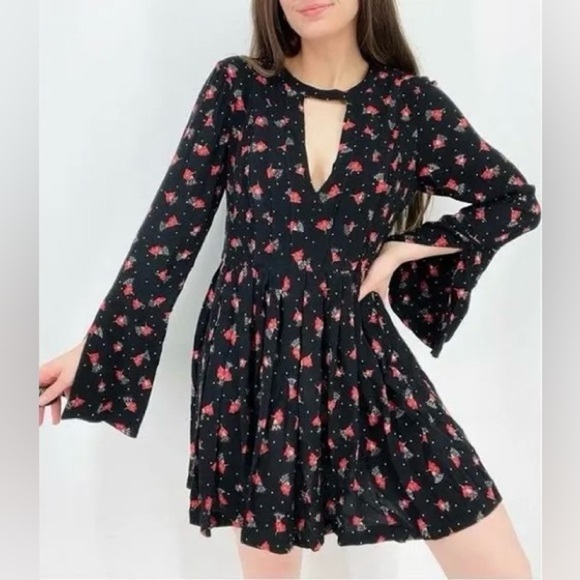 Free People‎ Women's Tegan Long Sleeve Mini Dress Size 0 - Picture 1 of 12